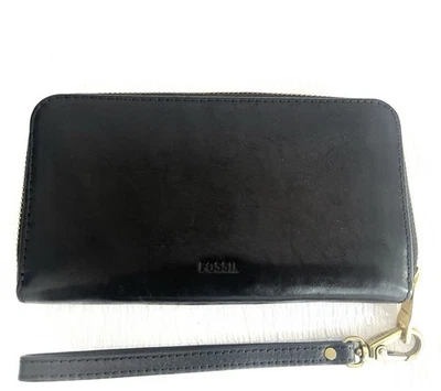 全新 FOSSIL EMMA 黑色皮革拉链 RFID 智能手机 钱包 手包腕带 — 第 1/4 张图片