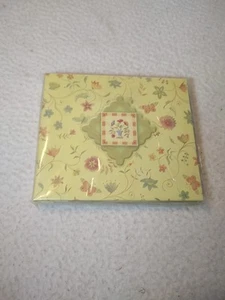 K & Company Floral Brenda Walton 6x6 Photo Album W/ Papers Post Bound-Brand New - Picture 1 of 9