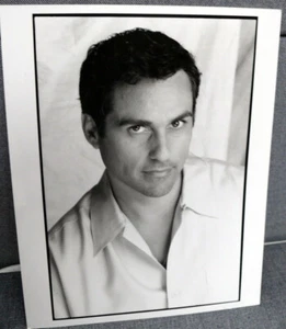 General Hospital Maurice Benard "Sony" 8 x 10 Black & White Photo - Picture 1 of 1