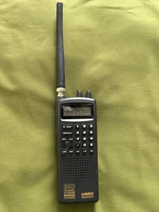 EXC UNIDEN BEARCAT BC60XLT1 30 CHANNEL 10 BAND RADIO HANDHELD SCANNER W/ANTENNA - Picture 1 of 5