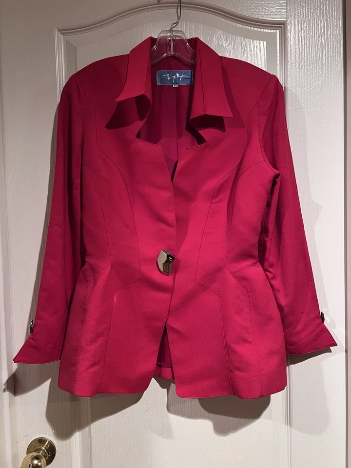 Chaqueta roja para mujer Thierry Mugler de colección años 90 - diseño estructurado icónico talla 44 lana Foto 1 de 4