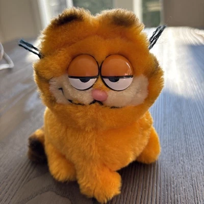 Vintage 80's R. Dakin GARFIELD Plush Stuffed Toy 5" Made in Korea - Image 1 of 4