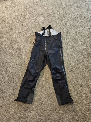 Pantalones con tirantes de esquí de invierno negros Arcteryx Arc'teryx para hombre GoreTex XCR Pro Shell XL Foto 1 de 4