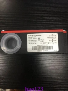 STM1N-242B024-M 092031 Safety switch New in box By DHL or FedEx #W9 - Bild 1 von 4