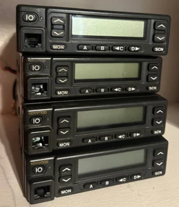 Qty.4 Kenwood TK981 900 MHz 15 Watt Transceiver Radio ALH24572110 TK-981 READ!! - Zdjęcie 1 z 16