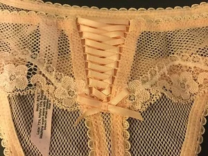 RARO nuovo senza etichette Victoria's Secret Sexy Little Things Peach 🍑 Mutandine perizoma elasticizzato L - Foto 1 di 6
