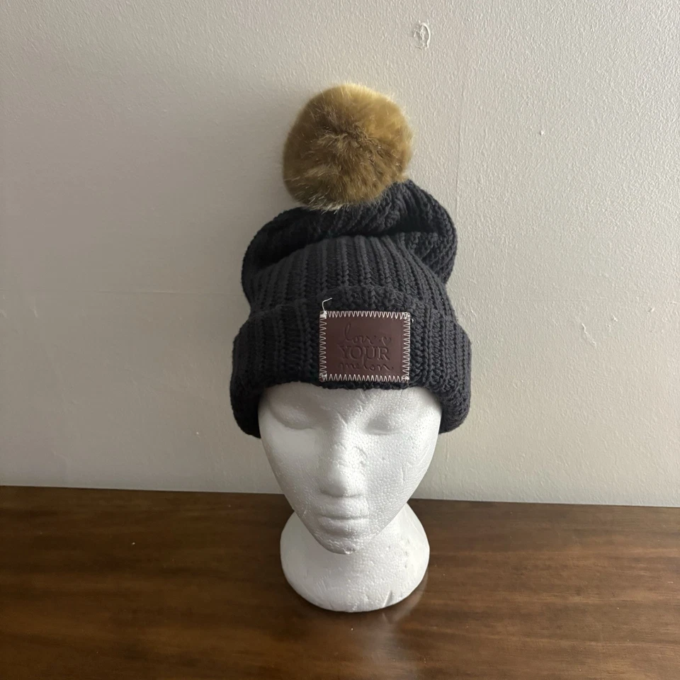 NEW Love Your Melon Womens One Size Hat White Cotton Knit Beanie Black Pom - Image 1 of 4