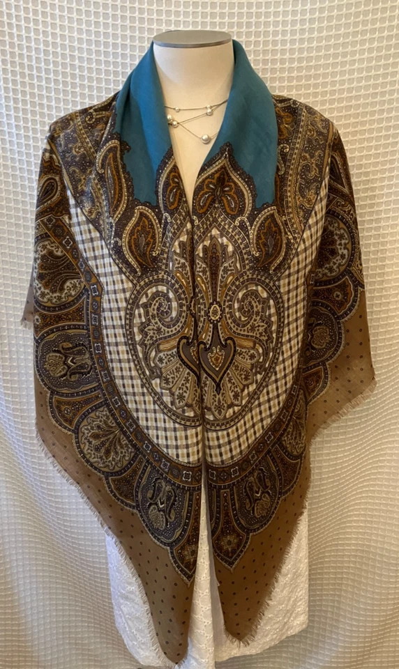 Bufanda/chal/envoltura Aquascutum of London, mezcla de lana y seda multicolor 55" cuadrado Foto 1 de 4