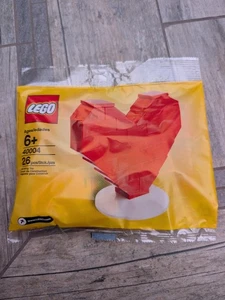 BRAND NEW LEGO 40004 "HEART" FROM 2010 - Picture 1 of 6