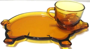 Vintage Tiara by Indiana Glass Pig Shaped Snack Set Cup and Tray or Plate Amber - Picture 1 of 8