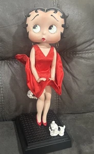 Rare Betty Boop Marilyn Monroe Red Dress Inspired Figure W/ Pudgy Puppy Figurine - Picture 1 of 6