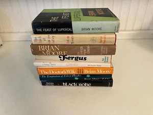 Lot of Brian Moore novels: Black Robe, Catholics & 6 Other Hardcovers - Bild 1 von 19