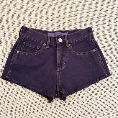 Pantalones cortos de mezclilla Brandy Melville talla 23 negros Foto 1 de 4