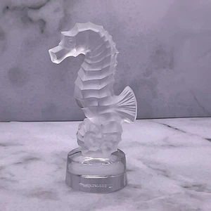 LALIQUE Seahorse Clear Crystal Art Glass Figurine, Stunning Luxury Home Piece. - Picture 1 of 24