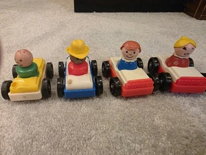 Fisher Price Little People Garage #930 Autos Jungen und Mädchen - Bild 1 von 2