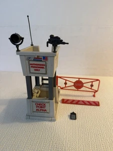 Check Point Alpha Battle Station GI Joe 1985 Only Missing Surveillance Camera - Picture 1 of 5