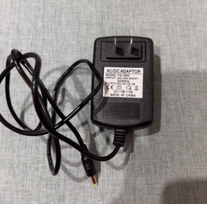 YX-1920 19V-2A 4.0*1.7 Charger Transformer - Photo 1/2