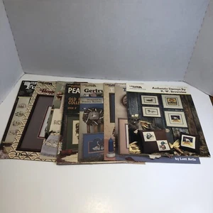 10 Assorted Leisure Arts Cross Stitch Pattern Books Lot Seasons Folk Art Fruit - Picture 1 of 17