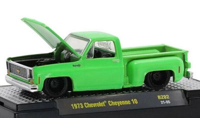 CHEVROLET Cheyenne 10 - 1973 - green - M2 1:64 - Imagen 1 de 4