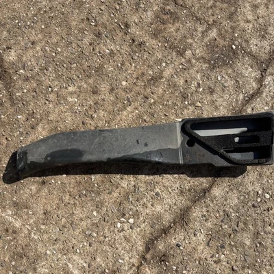 Land Rover Freelander 2  Air Intake Pipe TD4 2.2 6G929E635AD Ref KL08 - Image 1 of 3