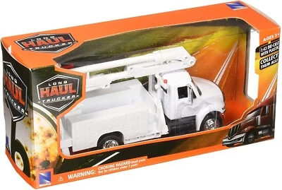New Ray - 1:43 Scale International 4200 Line Maintenance Truck (BBNR15913E) - Image 1 of 3
