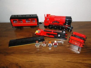 LEGO Harry Potter Hogwarts Express Train Mini Figures Incomplete Parts Pieces - Picture 1 of 13