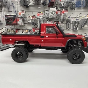 Traxxas 1/10 TRX4 RTR With Toyota LC70 Killerbody Body OZRC - Picture 1 of 10