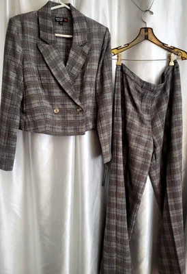 Selby Rose New York Mujer 2 Piezas Crop Blazer y Pantalones 12 Multicolor Cuadros Foto 1 de 4
