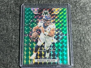 2023 PANINI MOSAICO VERDE MOSAICO RUSSELL WILSON DENVER BRONCOS NY GIANTS NFL QB - Imagen 1 de 2