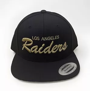 Los Angeles LA Raiders Script Classic Snapback Cap Hat Black & Metallic Gold - Picture 1 of 4