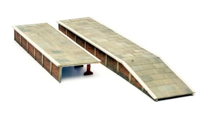 Dapol C022 Station Platform & Ramps 460mm Long - 00 Gauge New Plastic Kit - 1stP - Image 1 of 4