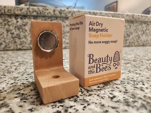 Beauty and the Bees Shampoo Bar Container - Air Dry Magnetic Soap Holder - Picture 1 of 15