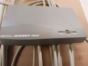 HP Jetdirect 300X Print Server + parallel printer cable + power supply - Picture 1 of 5