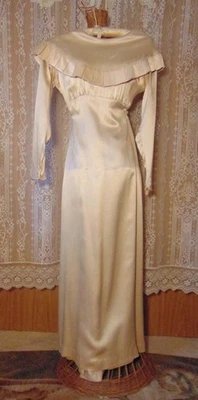 VTG 1930s Ivory Silk Charmeuse Satin Wedding Dress XS Fish Tale Back AS IS - Image 1 of 4