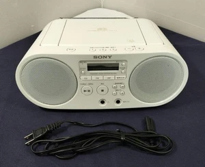 Sony ZS-S40 Radio CD Sistema de Audio Personal FM/AM Temporizador de Sueño Blanco 100V Usado - Imagen 1 de 5