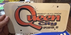 Queen City Autohaus Nummernschild Spearfish South Dakota Chevy Buick Pontiac - Bild 1 von 2