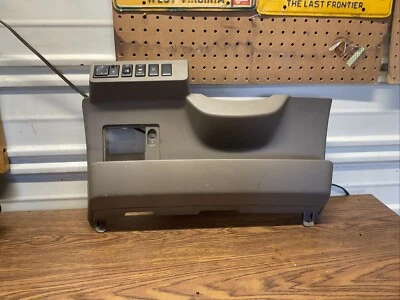 Nissan Quest 2004-2006 panel de ajuste inferior de rodilla instrumento conductor marrón ¡¡¡¡OEM!!!!! Foto 1 de 4