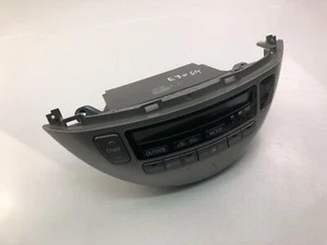 E3064 TOYOTA PREVIA 2002 Climate Control Unit 55900-2J120 - Picture 1 of 4