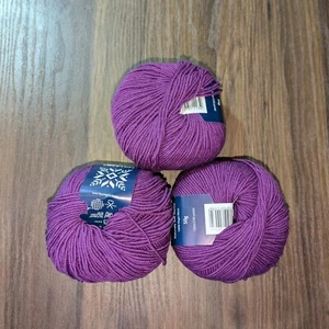 Millamia Sweden Garn Color Berry 163 3 Knäuel 50g 125m 100% Merinowolle - Bild 1 von 6