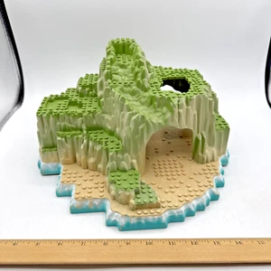 Mega Bloks AM08048 Baseplate Beach Island Cave Raised Base Pirates Mountain Used - Picture 1 of 11