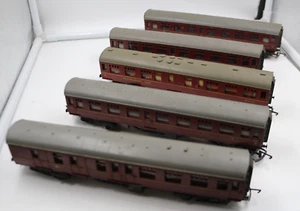 Rake 5 Tri-ang OO 9" coaches: R28 Brake; 3 R29 Composites; R224 Restaurant Car - Picture 1 of 7