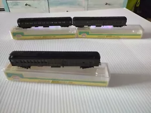 Model Power N Scale Train 8625 Santa Fe Standard Combine Car 8620 Coach - Picture 1 of 9