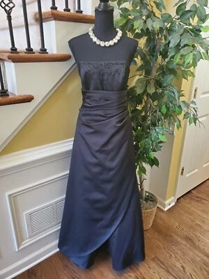 DAVID'S BRIDAL Sweetheart Neckline Strapless Aline Black Satin Dress Size 10 NWT - Image 1 of 4