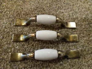 3 Vintage Kitchen Drawer Pulls Handles Porcelain & Gold Retro 80's 90's - Picture 1 of 2