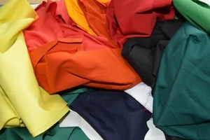 Paquetes de chatarra de algodón de poliéster liso AEL (grado - stock B) - Imagen 1 de 12