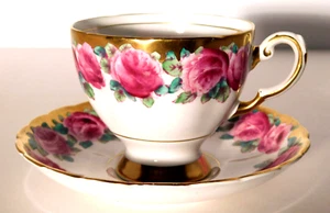 Tuscan Cabbage Rose with Gold English Bone China Cup and Saucer - Picture 1 of 5