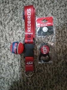 St Louis Cardinals "Go Redbirds" Lanyard and two keychains - Picture 1 of 4