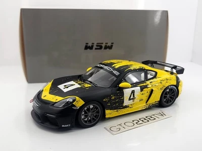 Dealer OEM 1:18 Porsche 718 Cayman GT4 Clubsport 2019 by Minichamps WAP0214150K - Image 1 of 4