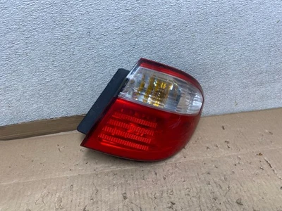 Luz trasera lateral derecha Infiniti i30 2000-2001 pasajero OEM U6517 DW Foto 1 de 4