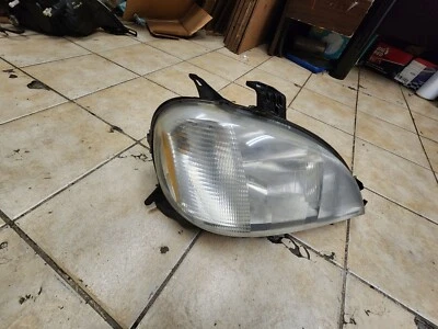 Faro pasajero derecho mercedes w163 ml320 ml430 1998 1999 2000 2001 Foto 1 de 3